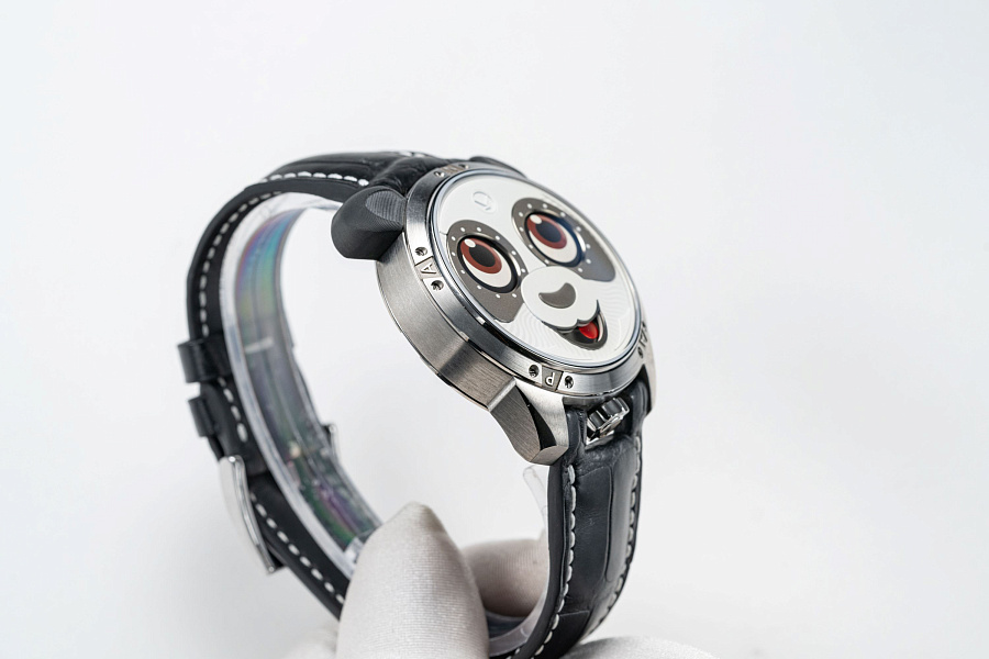 Wristmon “Panda,” Prototype of the 2025 Regular Model. New
