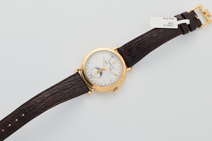 Triple Calendar in 18k Yellow Gold