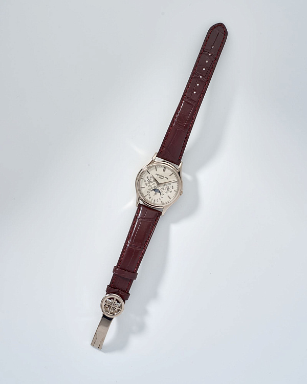 Perpetual Calendar 5140 White Gold
