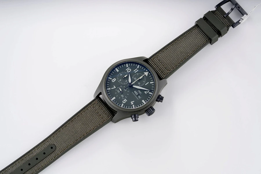 Top Gun Chronograph Ref. IW389106 in Green Ceramic