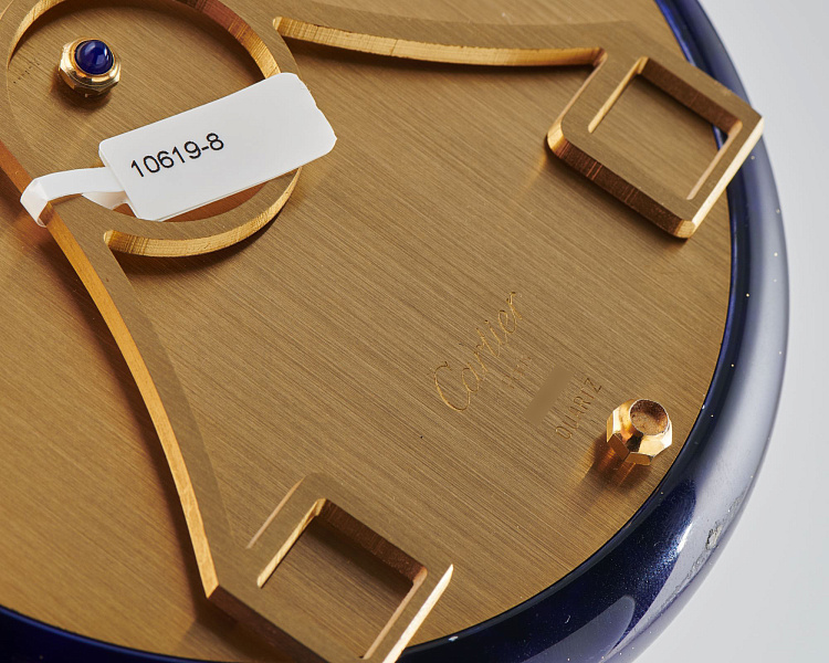 Pair of Quartz Table Clocks