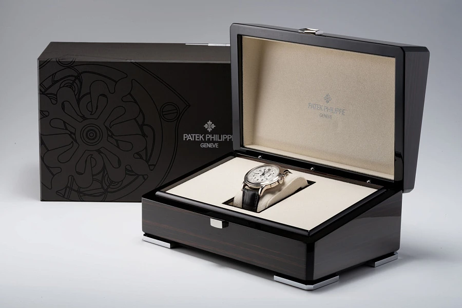 Chronograph Ref. 5070G in 18k White Gold