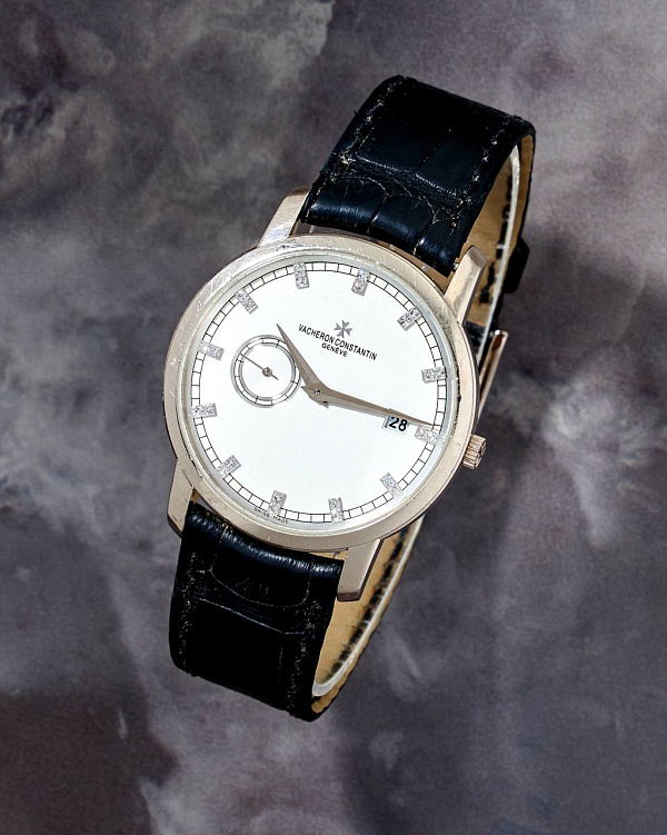Patrimony Traditionnelle Date Automatic White Gold