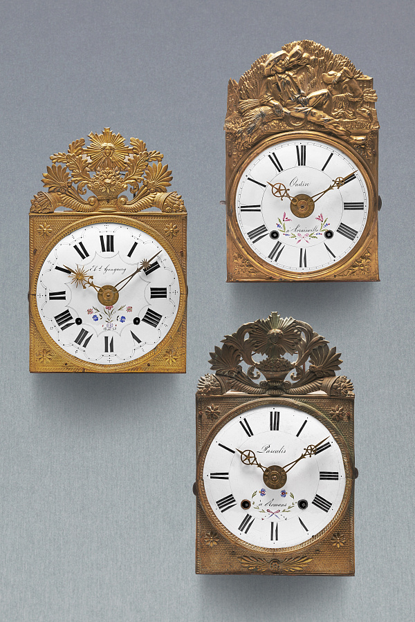 Lot of 3 Comtoise Clocks