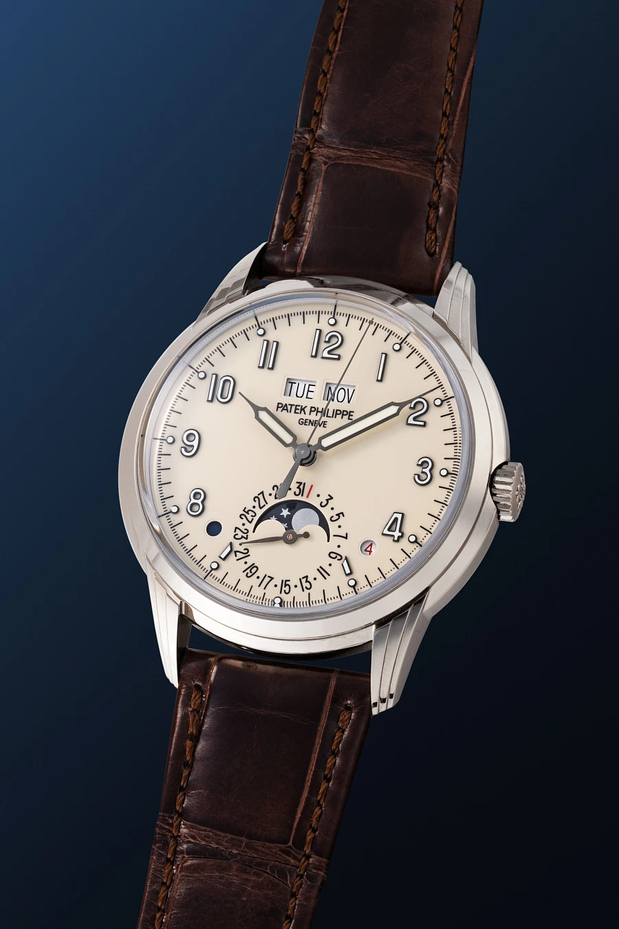 Perpetual Calendar Ref. 5320G in 18k White Gold