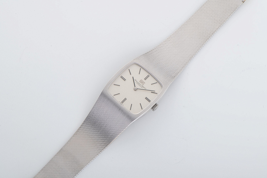 Sigma Dial Watch in 18k White Gold