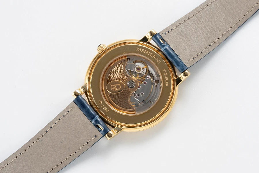 Toric in 18k Yellow Gold with Diamonds