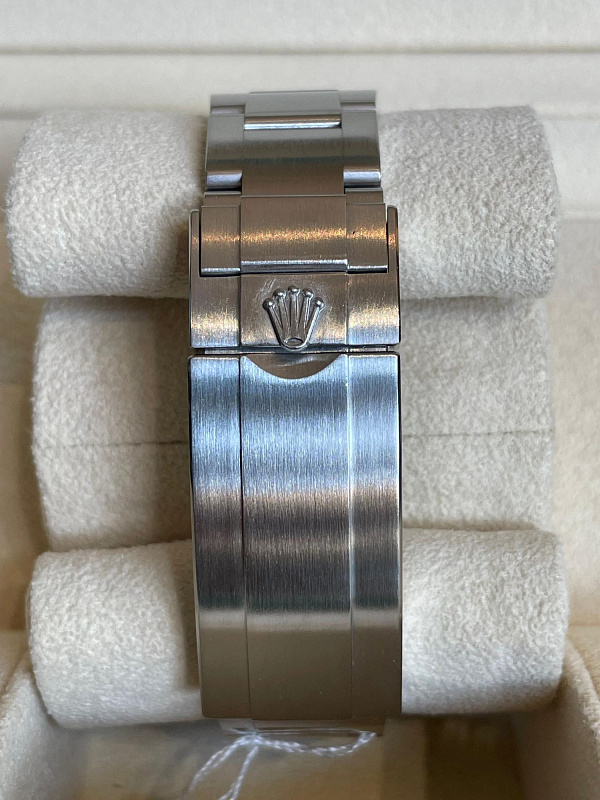 Submariner Date 116610LN