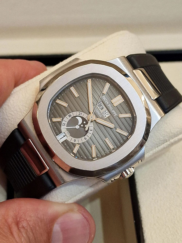 Nautilus Annual Calendar 5726A-001 Never Polished