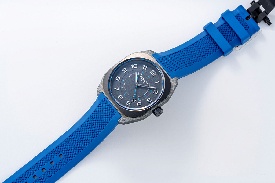 H08 Ref. SP1.746A in Forged Carbon