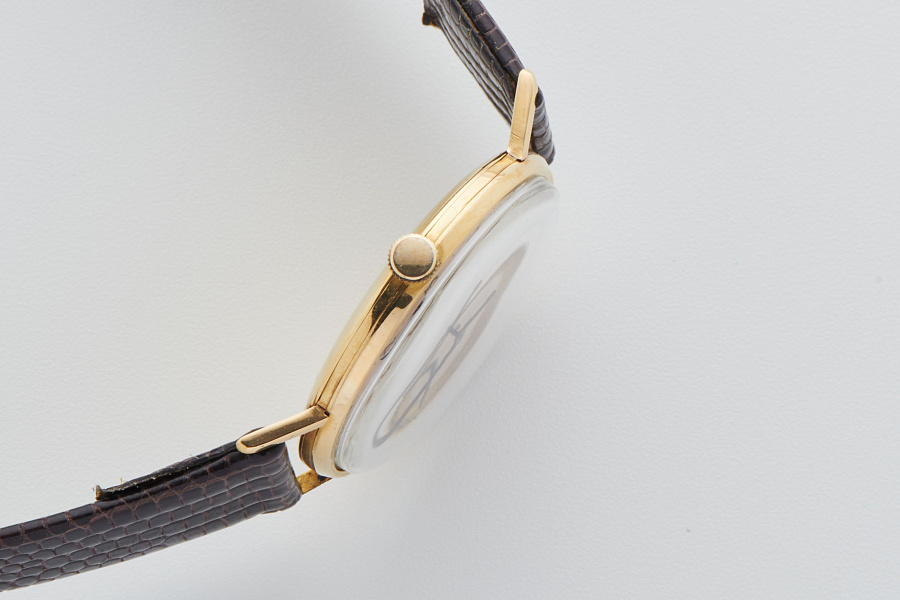 Chronometer 18K Yellow Gold