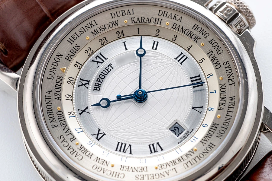 Marine Hora Mundi Automatique Ref. 3700 in 18k White Gold