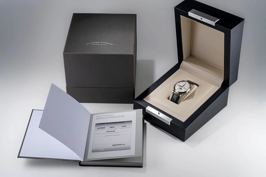 1815 Annual Calendar Ref. 238.026 in 18k White Gold