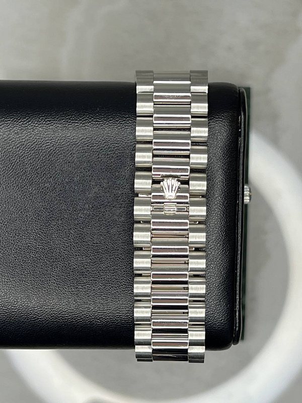 Day-Date II Platinum Ice Blue Diamond Dial