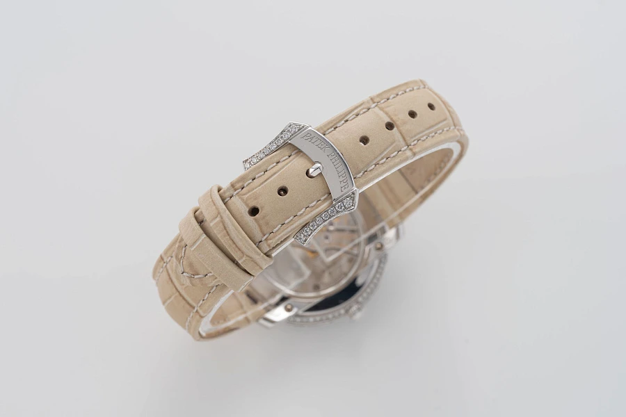 Complication Ref. 4968G in 18k White Gold