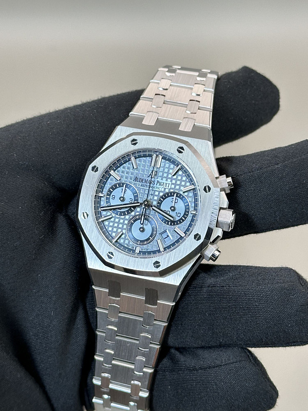 Royal Oak Chronograph 38mm White Gold Limited Edition