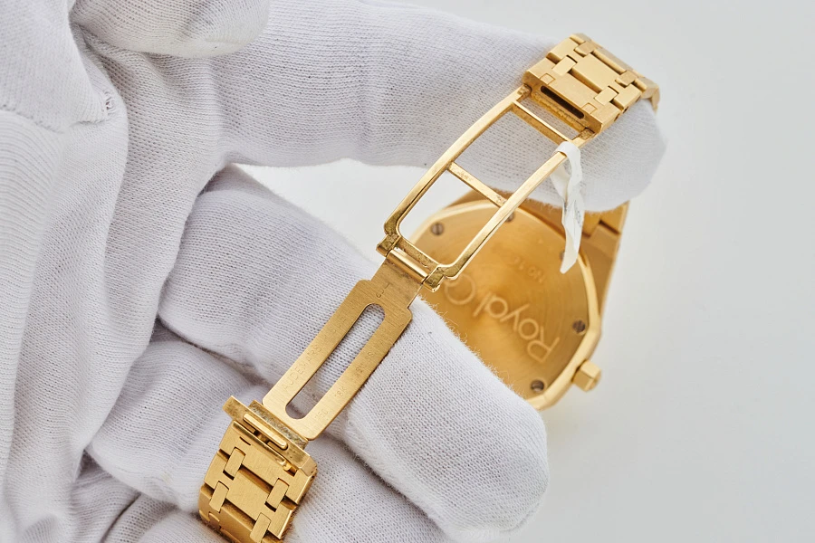 Royal Oak Day Date Moonphase Ref. 25594BA