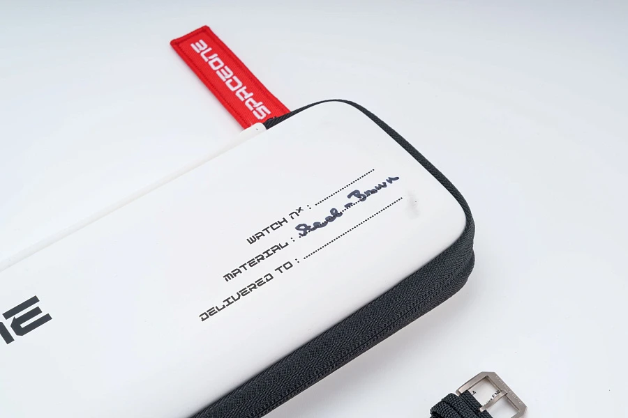 Jumping Hour Limited Edition in Stainless Steel