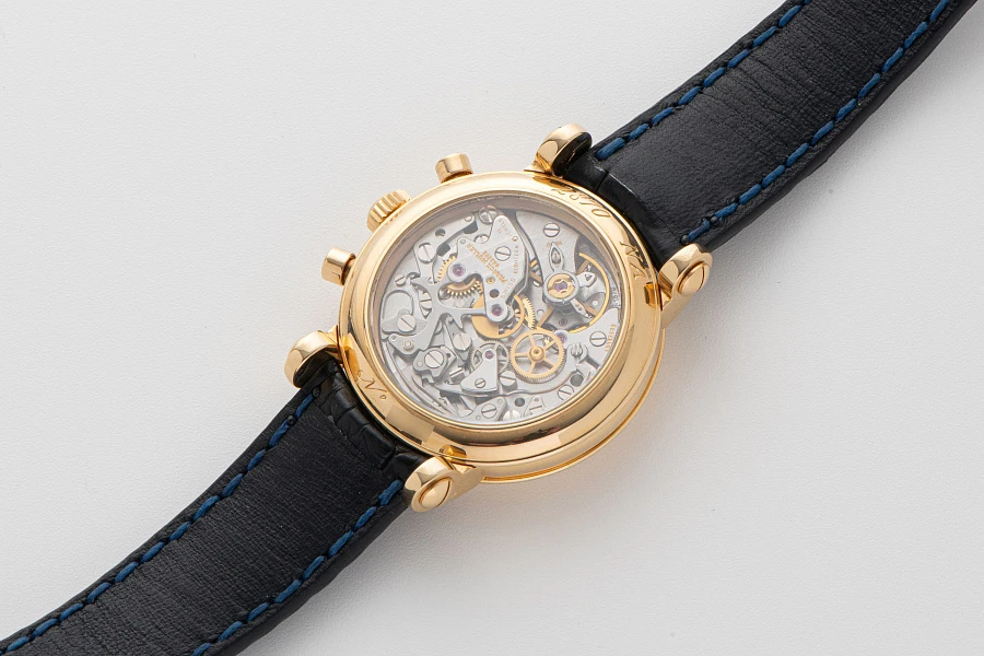 Chronograph Ref. 2870 NA in 18k Yellow Gold
