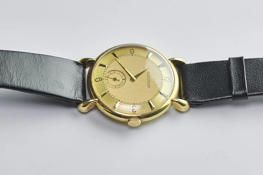 Jaeger-LeCoultre "Fancy Lugs"