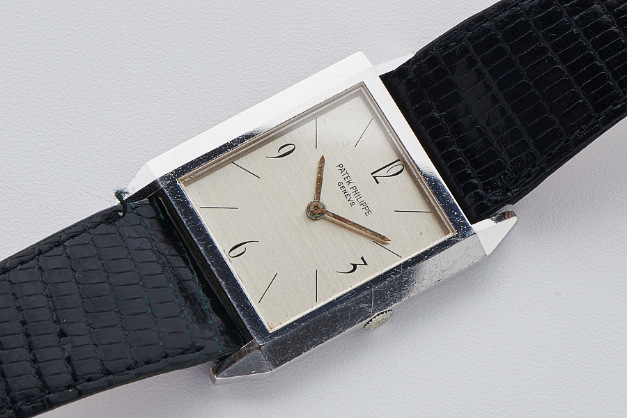 Rectangular Watch Ref. 3491 in 18k White Gold