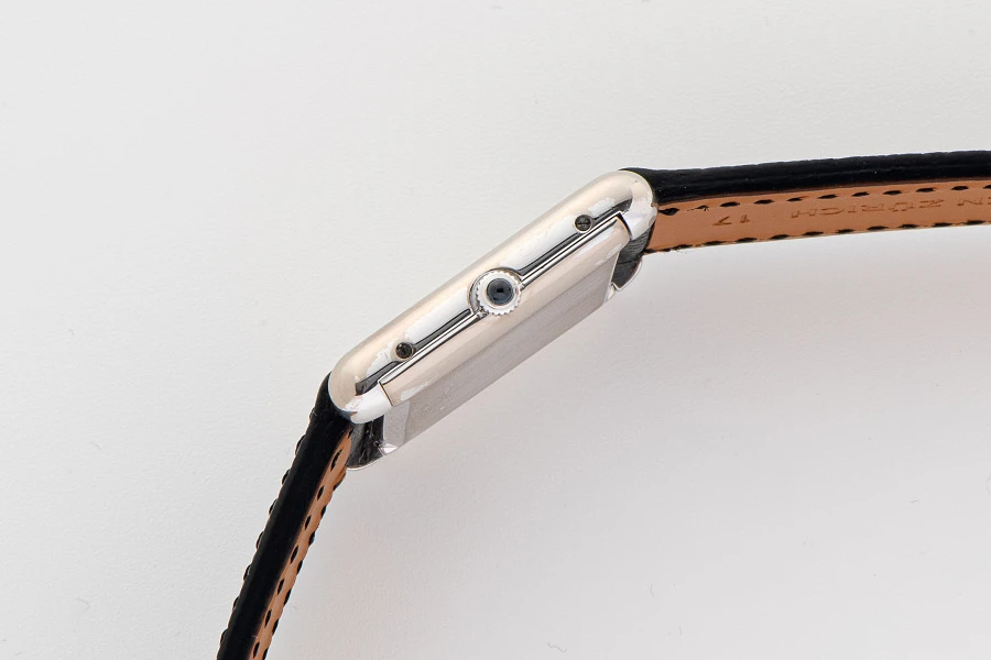 Tank Ref. 2057 in 18k White Gold