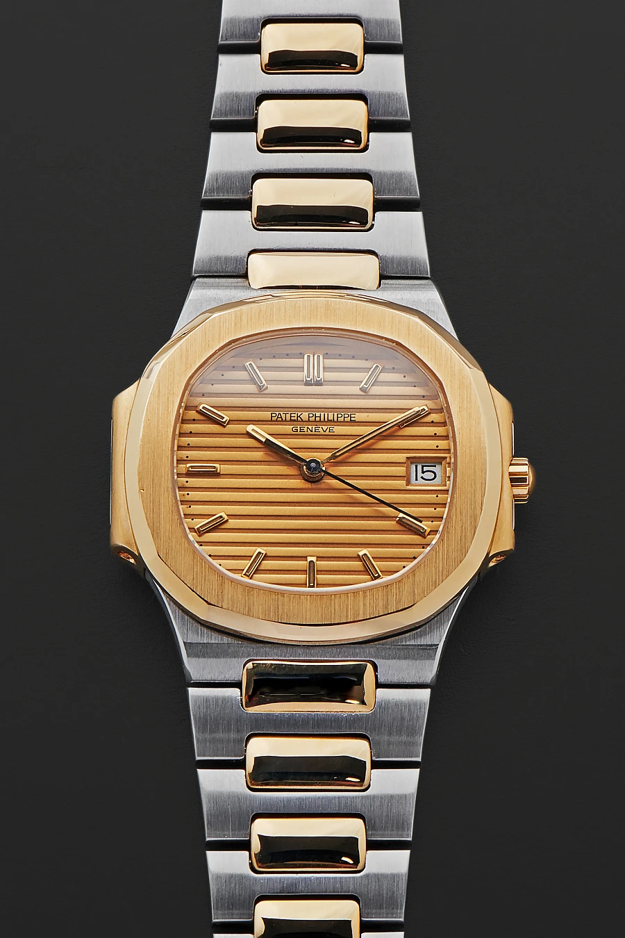 Nautilus Ref. 3900 Bicolor Quartz