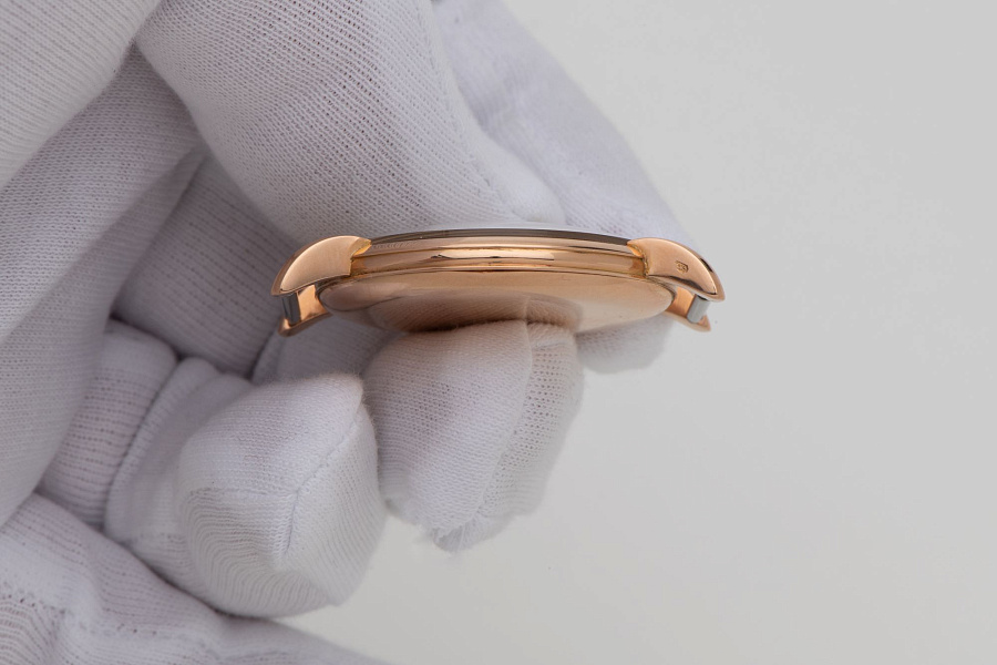 Fancy Lugs Dress Watch in 18k Rose Gold