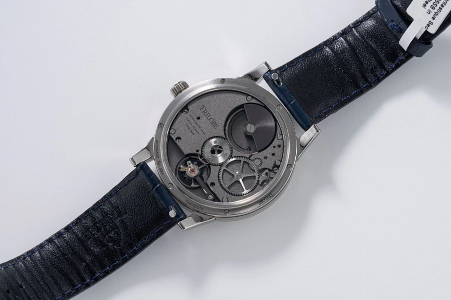 Nuit Fantastique 'Secret' Ref. NF05SB in Stainless Steel