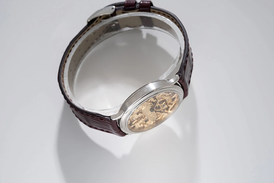 Mercedes Benz 500K Roadster in Platinum