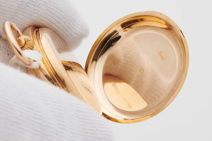 Minute Repeater in 18k Rose Gold