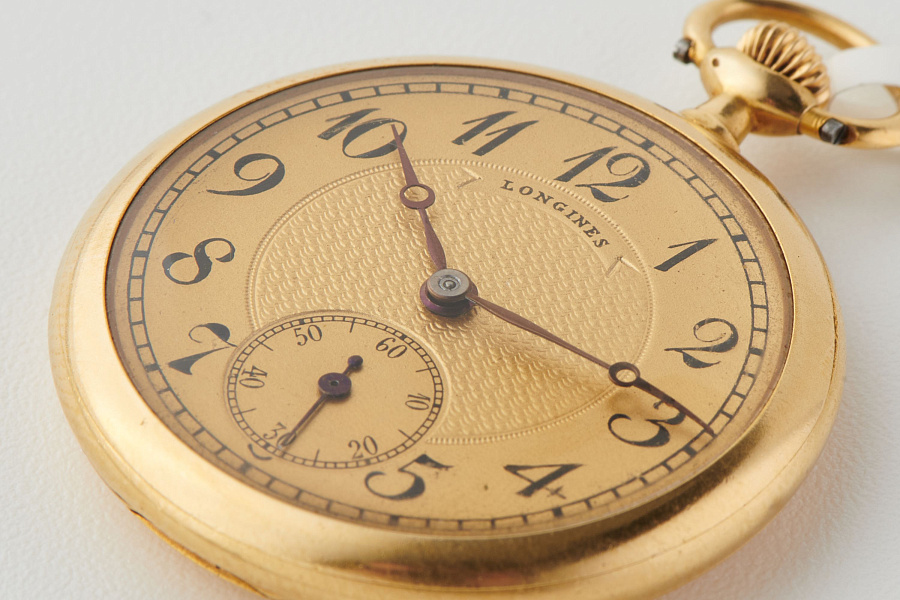 Small Pocket Watch in 18K Yellow Gold