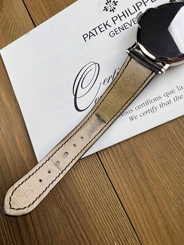 Perpetual Calendar Retrograde ‘Officer’ 5159 White Gold