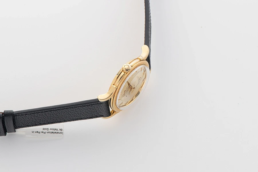 Constellation 'Pie Pan' Chronometer Ref. 2852 in 18k Yellow Gold