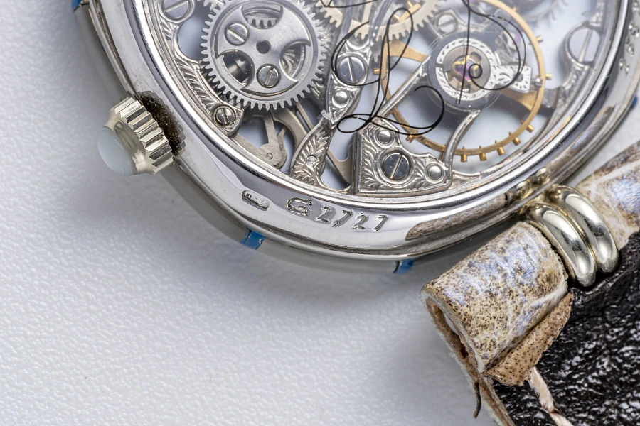 Piece Unique Abalone Ref. G2727 in 18k White Gold