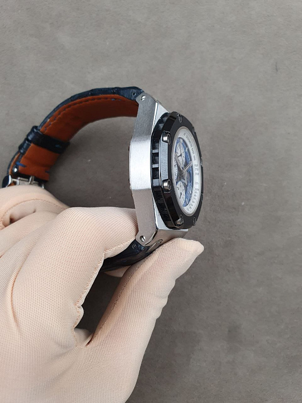 Royal Oak Offshore Chronograph Barrichello II Platinum Limited Edition 150