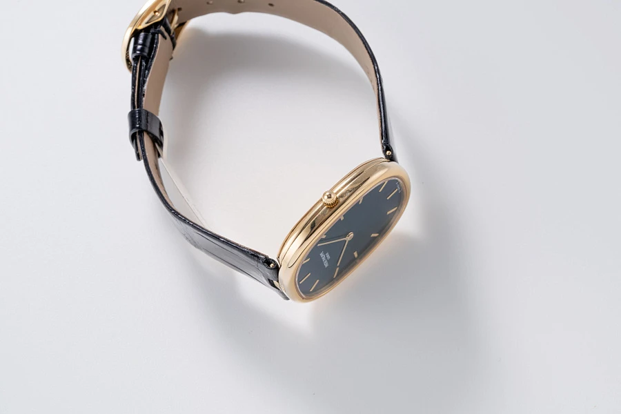 Ellipse Ref. 3738 in 18k Yellow Gold