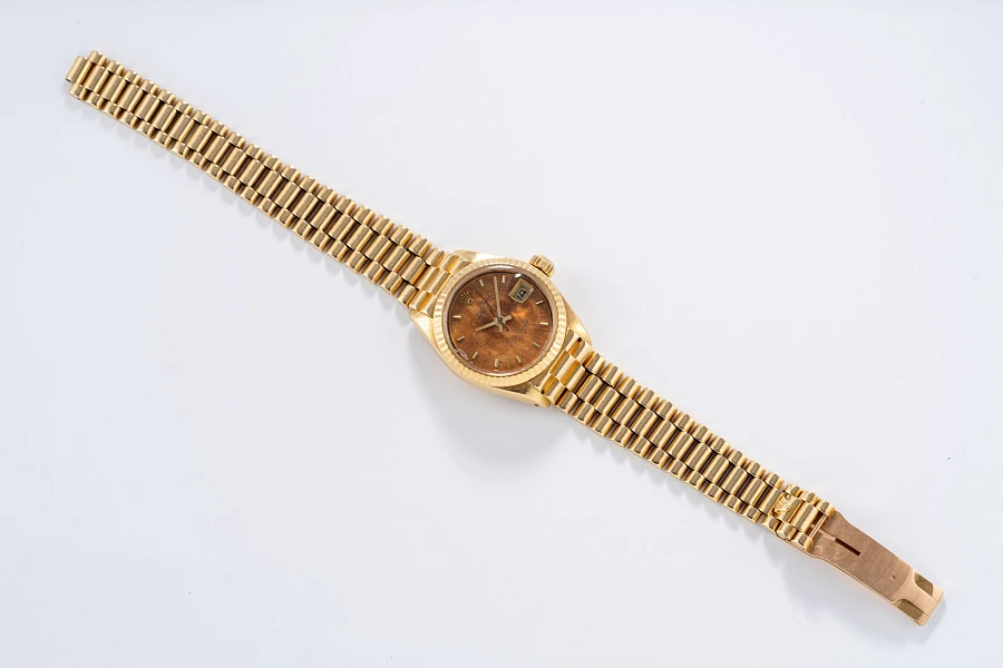 Wood Dial Datejust Ref. 6917 in 18k Yellow Gold