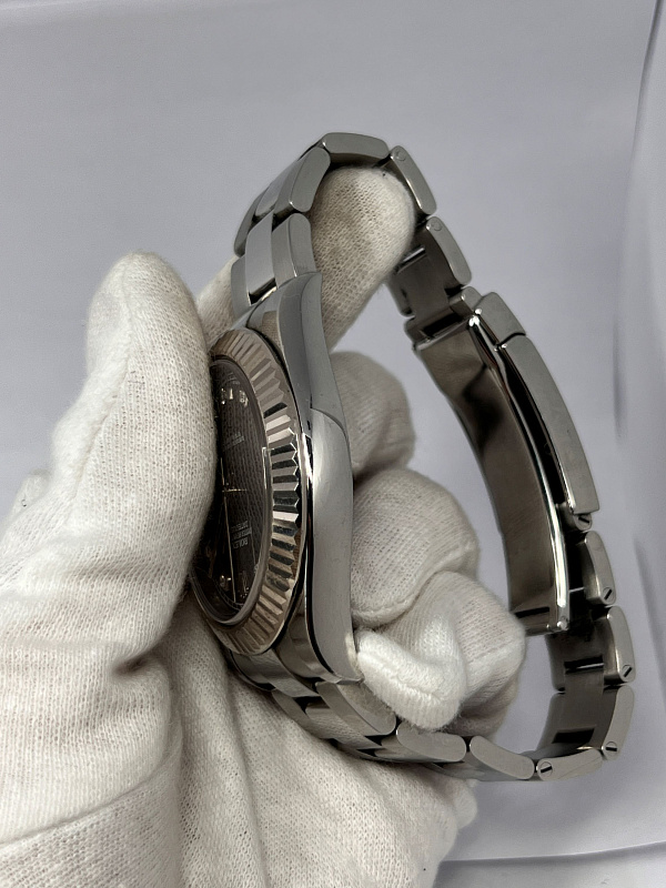 Datejust II 116334 White Rolesor ‘Monochrome’