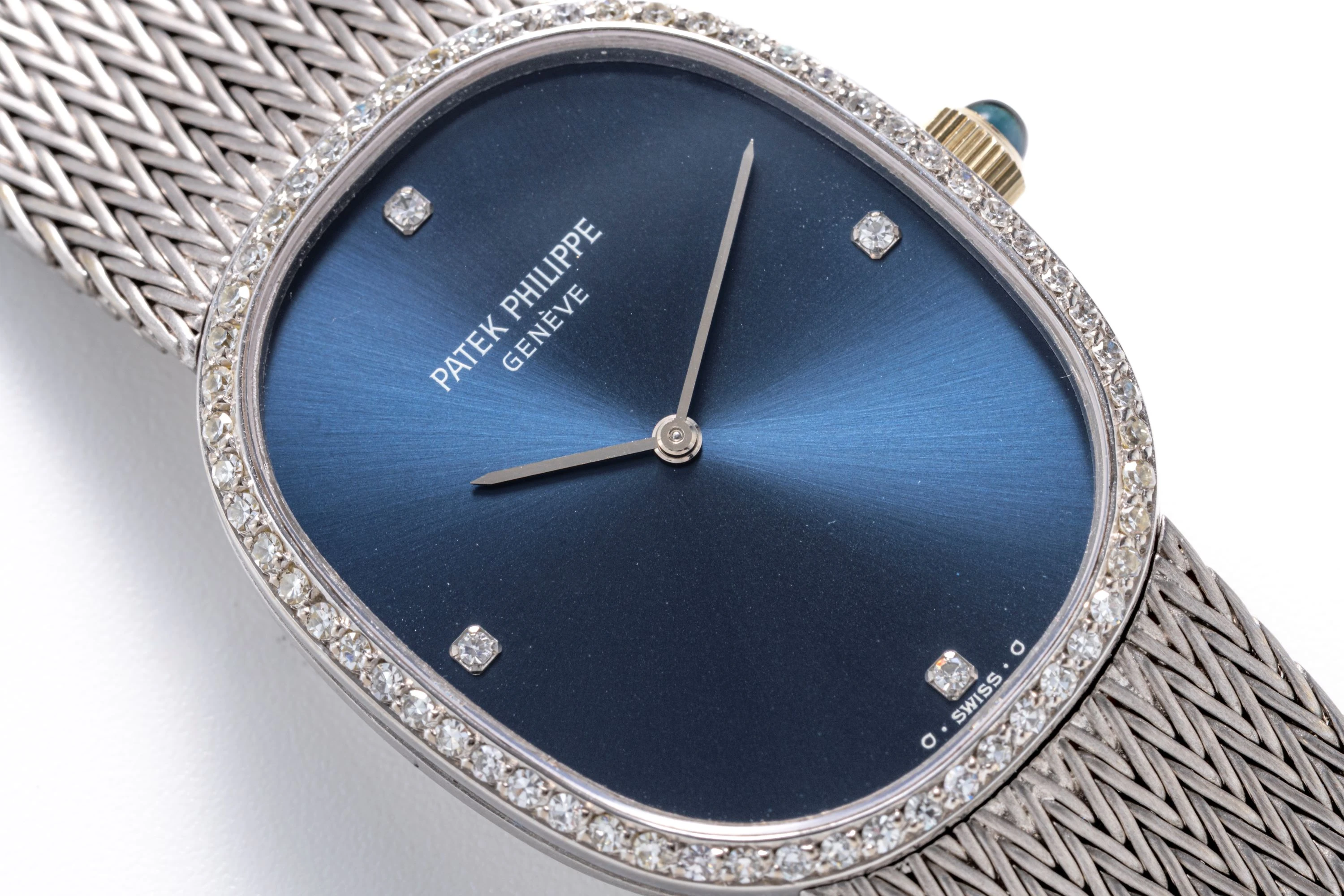 Ellipse Ref. 3849 in 18k White Gold with Diamonds