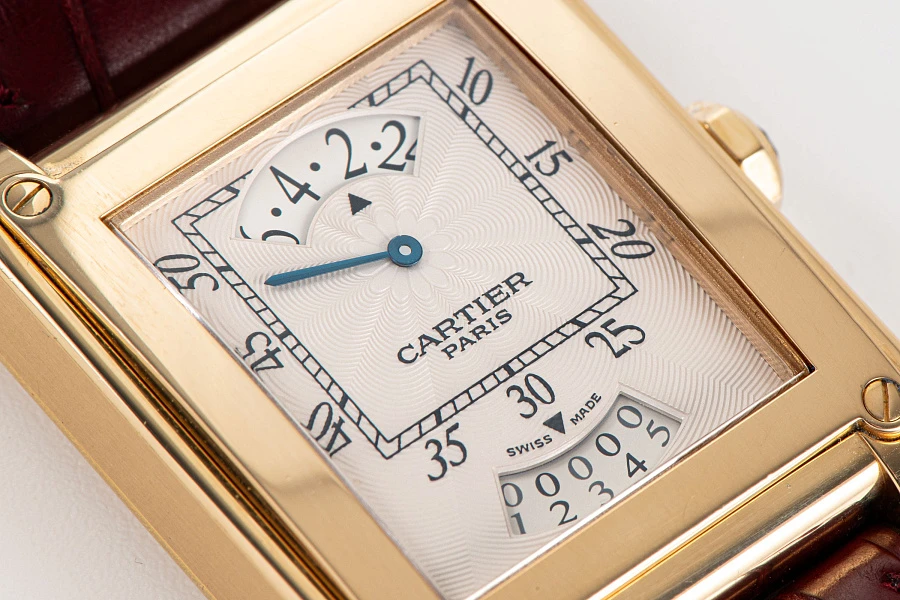 Tank A Vis Collection Privée Ref. W1534451 in 18k Yellow Gold