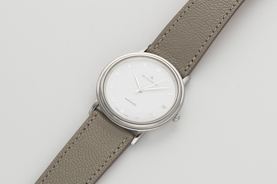 Villeret in Stainless Steel