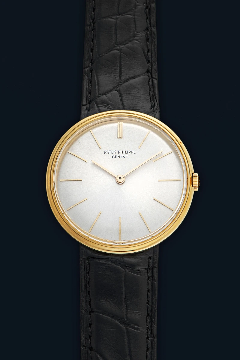 Calatrava Ref. 2591 with Hidden Lugs in 18k Yellow Gold