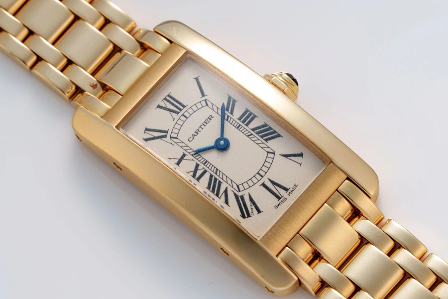 Tank Américaine Ref. 2482 in 18k Yellow Gold