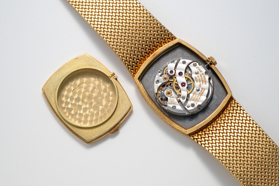 Dress Watch Ref. 674 in 18k Yellow Gold with Pink Patina