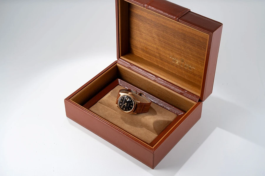 Black Dial Datejust Ref. 6605 in 18k Rose Gold