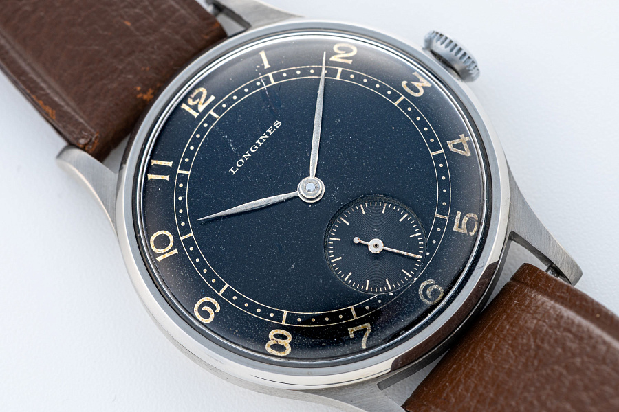 Gilt Dial Dress Watch Ref. 132 in Stainless Steel