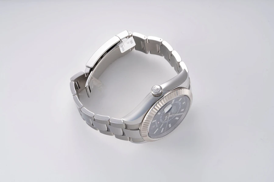 Skydweller Ref. 326934 in Stainless Steel