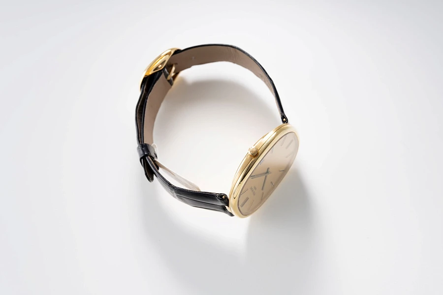 Ellipse Jumbo Ref. 3605 in 18k Yellow Gold