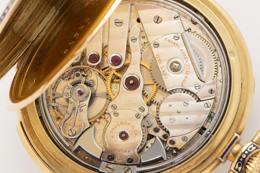 Ultra Thin Minute Repeater Pocket Watch in 18k Yellow Gold